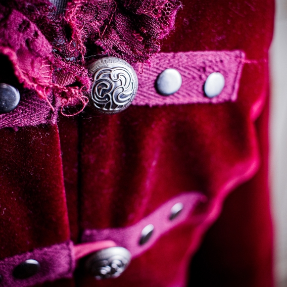 Steampunk Ruffle Jacket - Picture 3 of 4